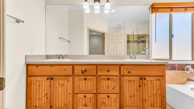 56948 Plaza Del Amigo, Yucca Valley, CA 92284