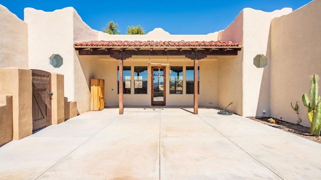 56948 Plaza Del Amigo, Yucca Valley, CA 92284