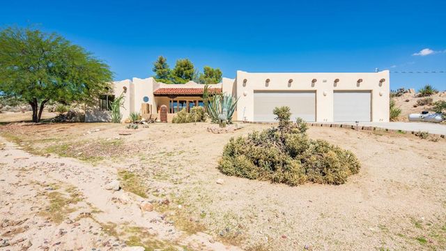 56948 Plaza Del Amigo, Yucca Valley, CA 92284