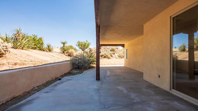 56948 Plaza Del Amigo, Yucca Valley, CA 92284