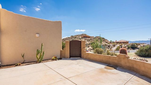 56948 Plaza Del Amigo, Yucca Valley, CA 92284