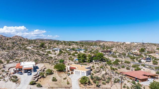 56948 Plaza Del Amigo, Yucca Valley, CA 92284