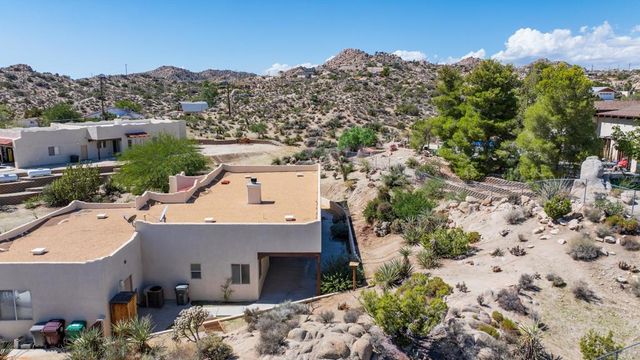 56948 Plaza Del Amigo, Yucca Valley, CA 92284