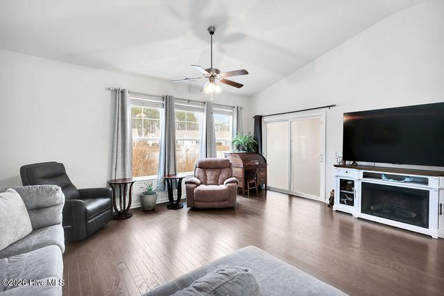 10142 Morecamble Boulevard Unit 3, Leland, NC 28451