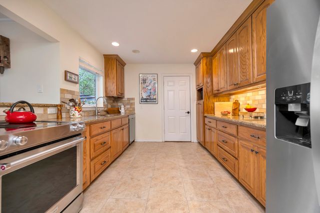 6371 Greenway Road, Fort Worth, TX 76116