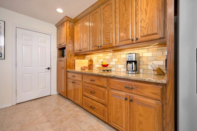 6371 Greenway Road, Fort Worth, TX 76116