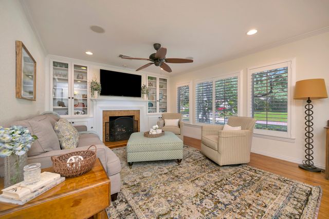 6371 Greenway Road, Fort Worth, TX 76116