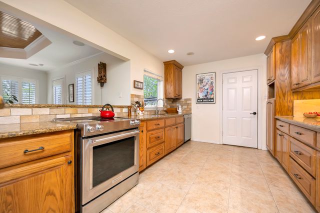 6371 Greenway Road, Fort Worth, TX 76116
