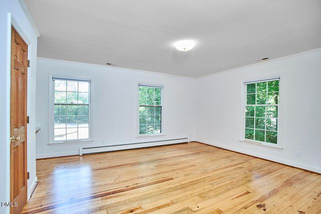 2152 Lakeshore Court, Chapel Hill, NC 27514