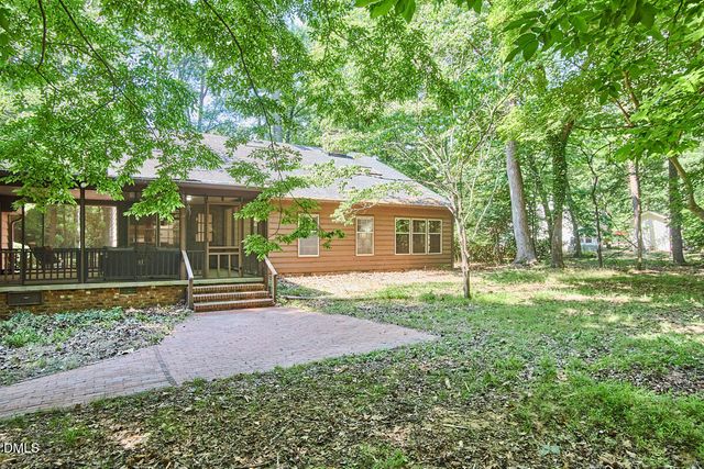 2152 Lakeshore Court, Chapel Hill, NC 27514