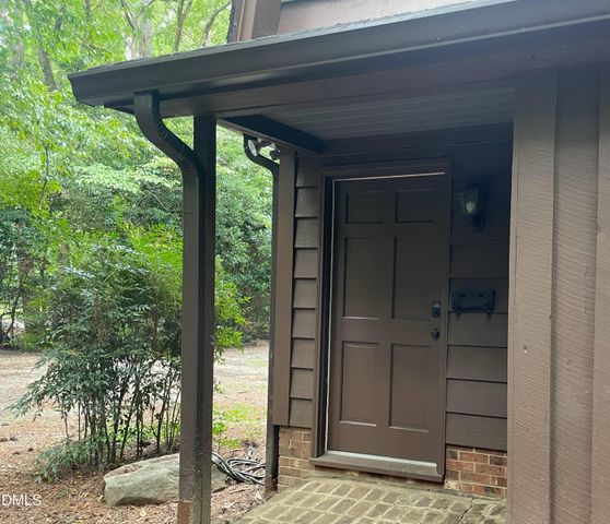 2152 Lakeshore Court, Chapel Hill, NC 27514