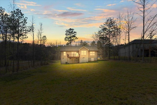818 Bridges Road, Rocky Face, GA 30740