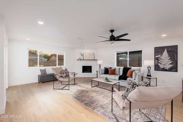 19216 N 22ND Lane, Phoenix, AZ 85027