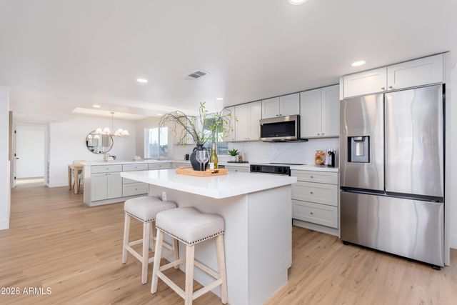 19216 N 22ND Lane, Phoenix, AZ 85027