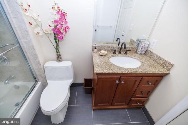24 COURTHOUSE SQUARE 1007 (PH7), Rockville, MD 20850