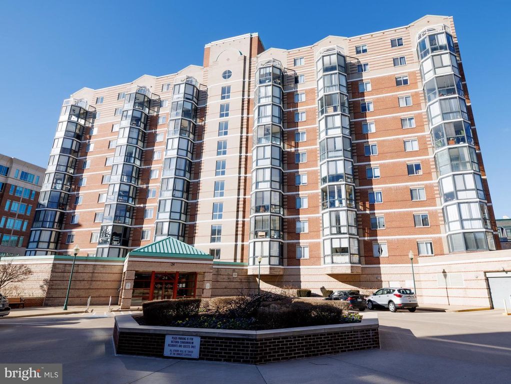 24 COURTHOUSE SQUARE 1007 (PH7), Rockville, MD 20850