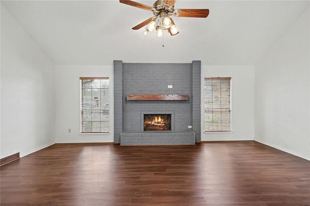 5222 Edinburg Cir, Corpus Christi, TX 78413 — photo 5