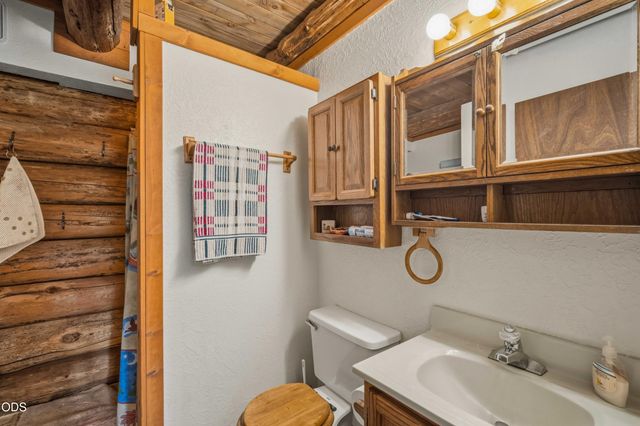 55915 Wood Duck Drive, Bend, OR 97707