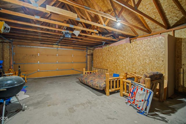 55915 Wood Duck Drive, Bend, OR 97707
