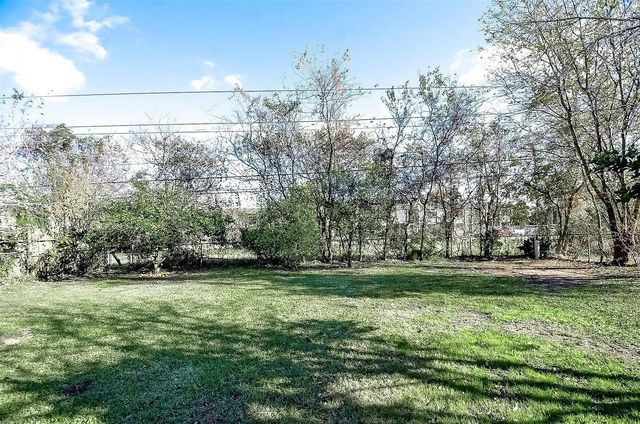10119 Leawood, Houston, TX 77099