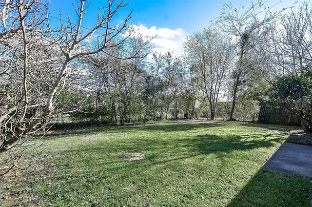 10119 Leawood, Houston, TX 77099