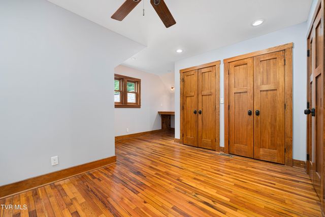 117 Toms Creek Drive, Roan Mountain, TN 37687
