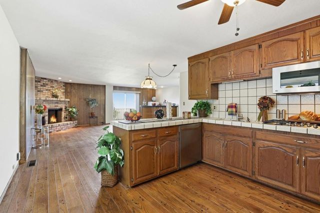 24 Westmont Drive, Daly City, CA 94015