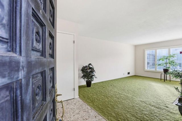 24 Westmont Drive, Daly City, CA 94015