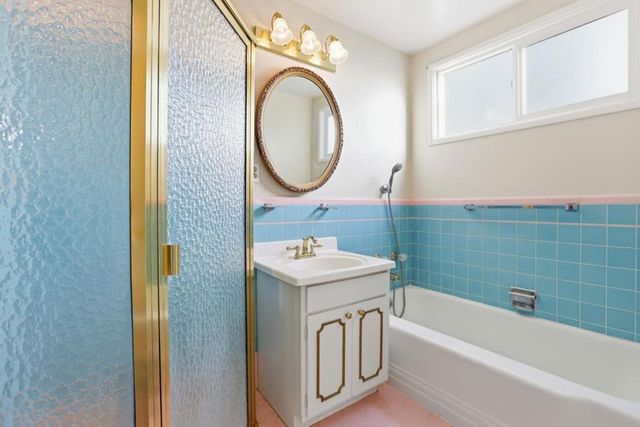 24 Westmont Drive, Daly City, CA 94015