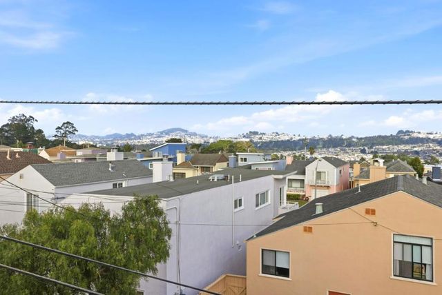 24 Westmont Drive, Daly City, CA 94015