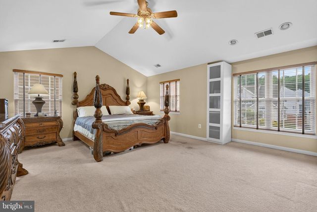 13016 PILGRIMS INN DR, Woodbridge, VA 22193