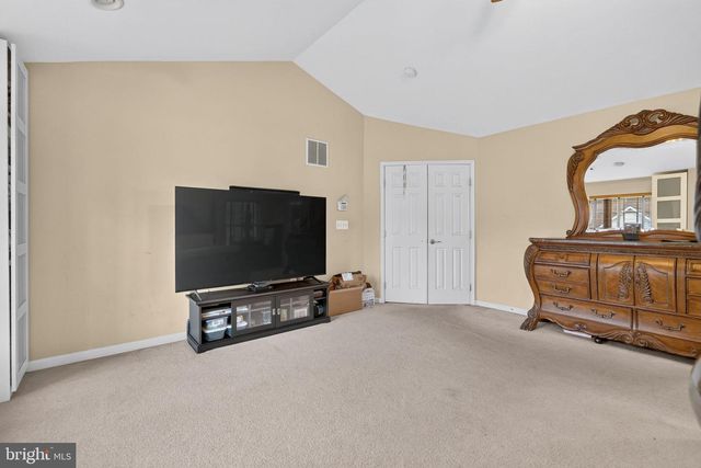 13016 PILGRIMS INN DR, Woodbridge, VA 22193