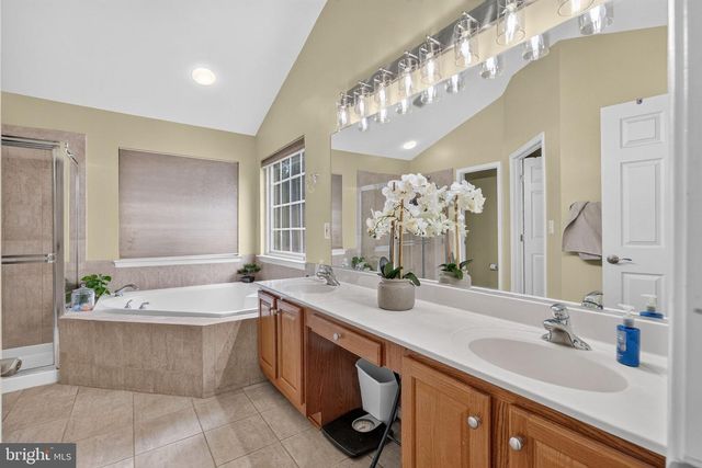 13016 PILGRIMS INN DR, Woodbridge, VA 22193