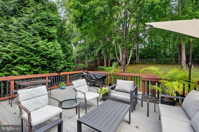 13016 PILGRIMS INN DR, Woodbridge, VA 22193