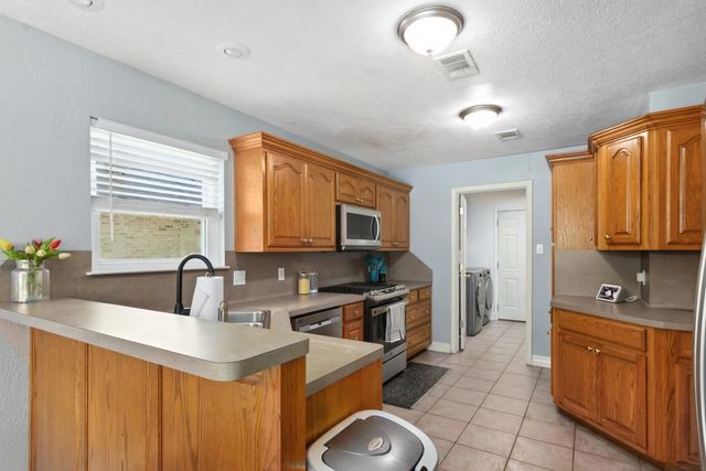 6465 Tahoe, Beaumont, TX 77708