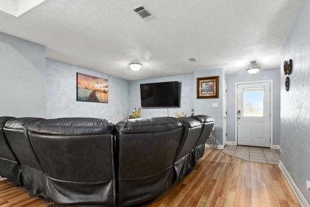 6465 Tahoe, Beaumont, TX 77708