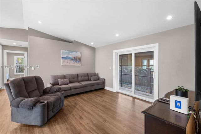 22239 SW 98th Pl, Cutler Bay, FL 33190