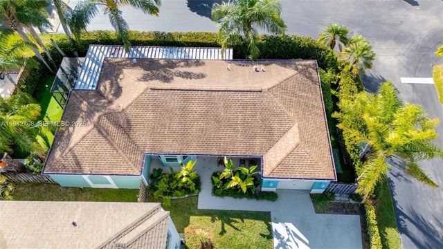 22239 SW 98th Pl, Cutler Bay, FL 33190