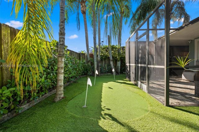 22239 SW 98th Pl, Cutler Bay, FL 33190