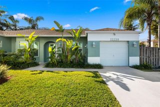 22239 SW 98th Pl, Cutler Bay, FL 33190