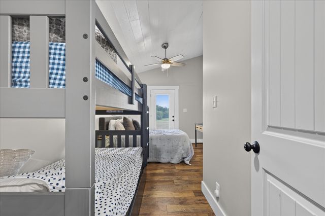 522 Short Creek Rd, Dover, TN 37058