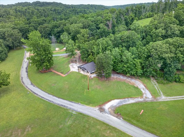522 Short Creek Rd, Dover, TN 37058