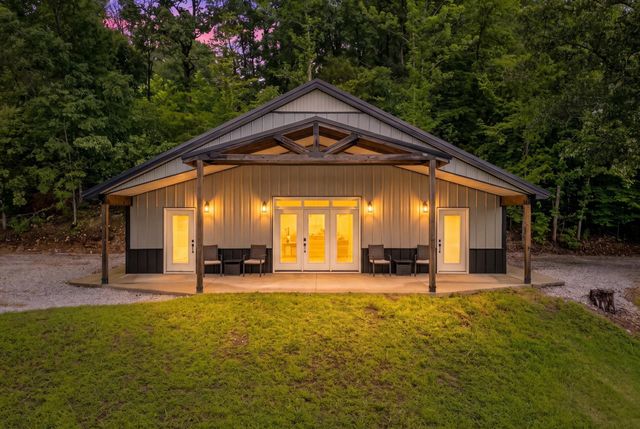 522 Short Creek Rd, Dover, TN 37058