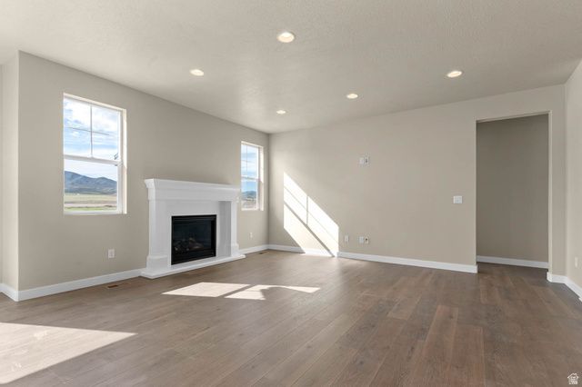 8902 S SMOKY HOLLOW RD, West Jordan, UT 84081