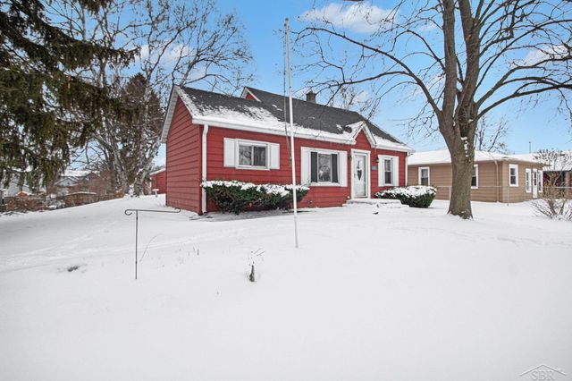 6065 Vivian Drive, Taylor, MI 48180