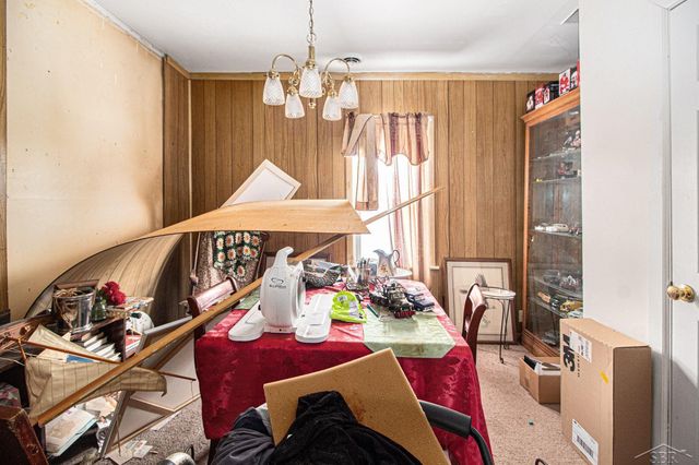 6065 Vivian Drive, Taylor, MI 48180