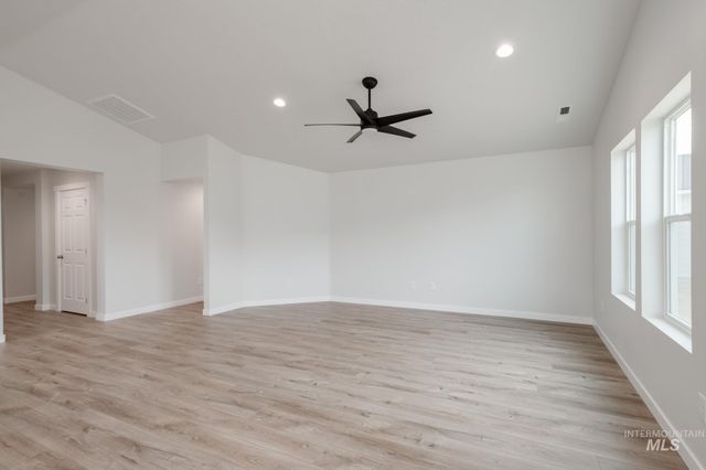 12785 Ropers St, Nampa, ID 83651