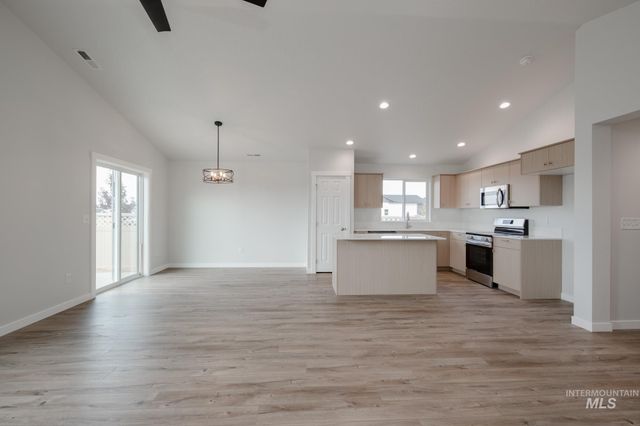 12785 Ropers St, Nampa, ID 83651