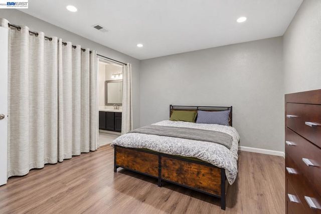 5547 Russo Dr, San Jose, CA 95118