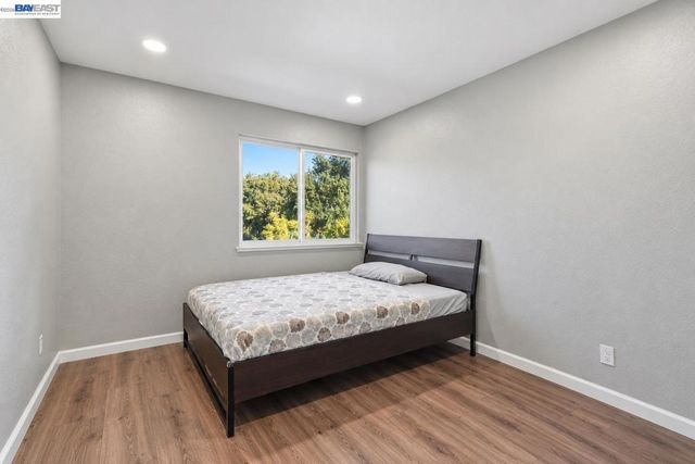 5547 Russo Dr, San Jose, CA 95118
